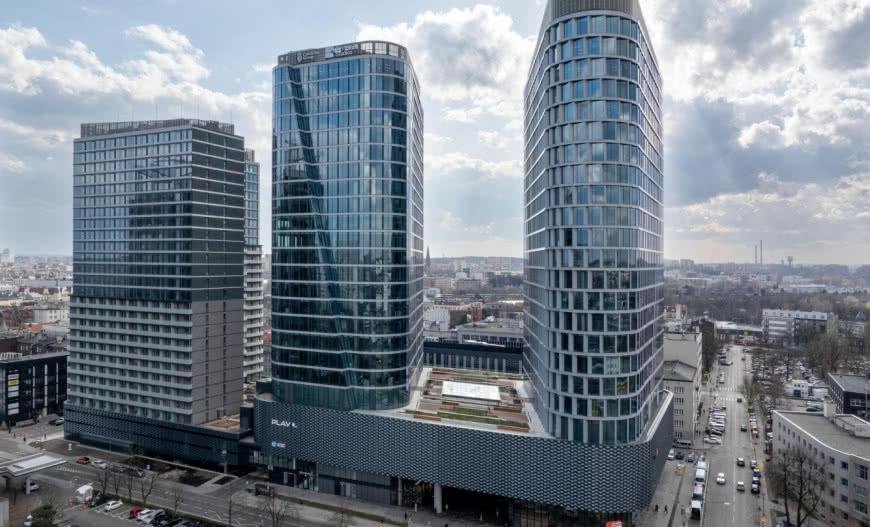 Aluprof buduje zielone Katowice: nowoczesne fasady biurowców